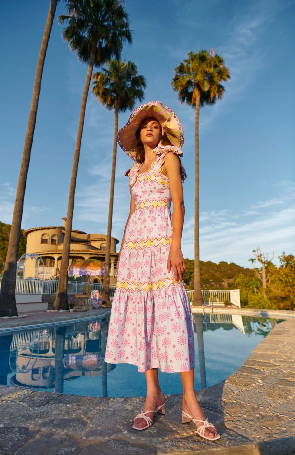 SUMMER SAMPLE SALE